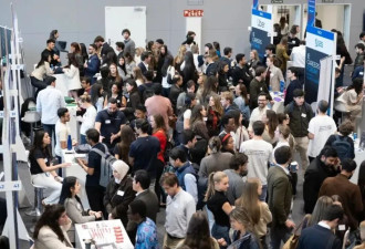 我在欧洲读宝藏大学 创业流水破百万美金...