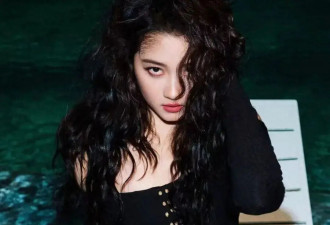 “国民闺女”关晓彤超美写真大秀长腿！魔鬼身材性感火辣