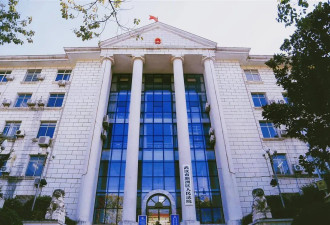 男子被盗后驱车追击造成小偷轻伤，对方索赔21万