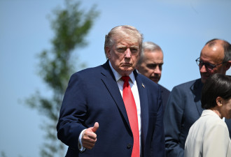 G7峰会合照现场，川普备受冷落？被呛“活该”