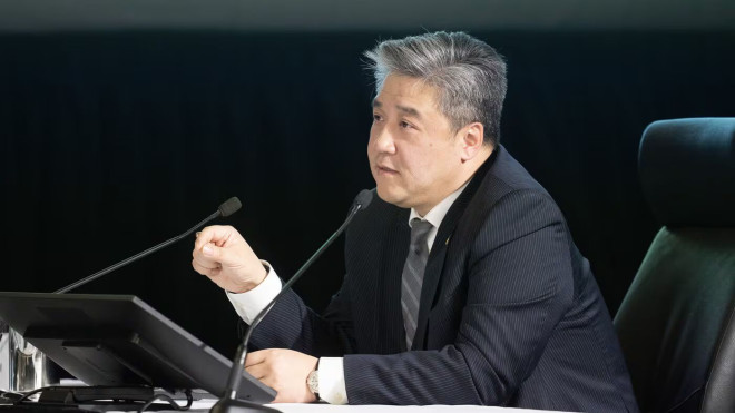 董晗鹏出席联邦选举干预调查听证会，2024 年 4 月 2 日，渥太华。THE CANADIAN PRESS/Adrian Wyld