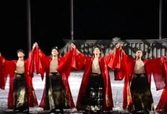 年票房破亿，短视频播放十几亿：谁在为“男色”买单？