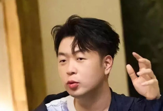 住2亿别墅请4个保姆，三次表白女神被拒