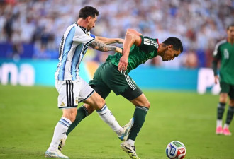 阿尔及利亚足协向FIFA申诉：梅西踩中后卫小腿