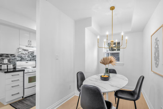 1292 Woodbine Avenue Toronto