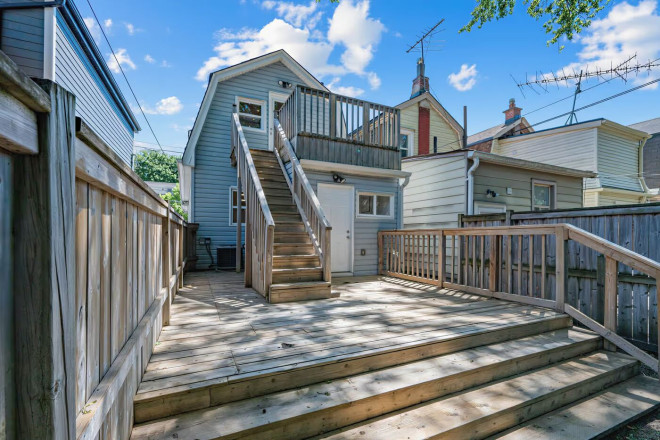 1292 Woodbine Avenue Toronto