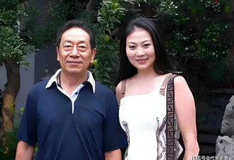 79岁王奎荣近况曝光！再婚娶小37岁饶芯语，如今儿女双全成人生赢家