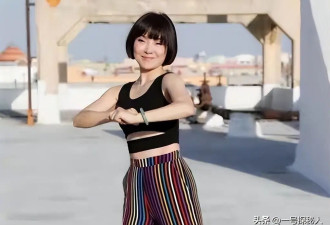 歌手陈红晒全家福，外国儿媳很漂亮，自曝李军想复婚，仍然喊老公