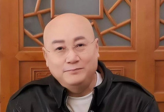 丧妻不到三月,74岁“唐僧"被拍与年轻女子同行