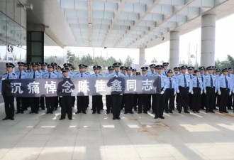 30岁女副所长施救欲跳楼群众牺牲 轻生群众获救