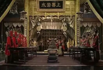拉胯的王权，为什么反而造就了现代国家