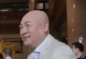 迟重瑞“新恋情”反转！挽手的是8年助理不是新欢