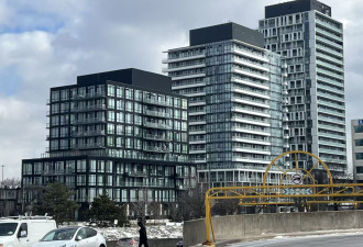 安省房市大反转！一半公寓跌破50万，镇屋却快买不起了