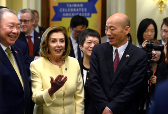 郑丽文情何以堪！韩国瑜访美见到最挺台的她