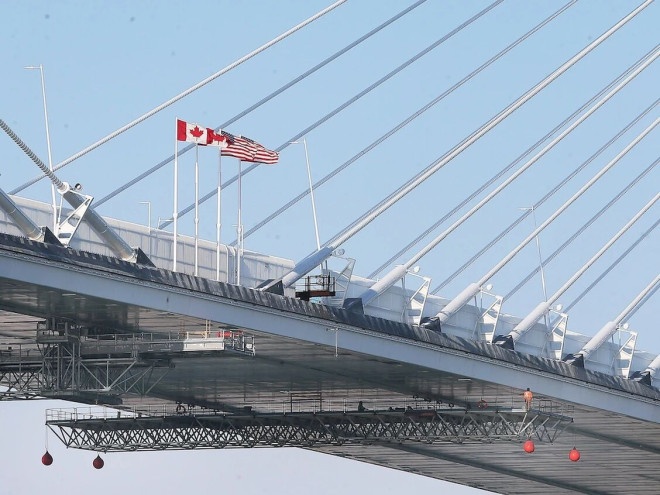 戈迪豪国际大桥 2026 年 2 月实景，摄于温莎。图：Dan Janisse / Windsor Star