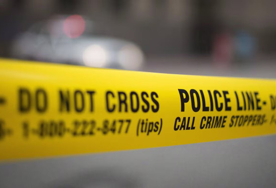 北约克Yonge街大型商场自动扶梯上突发事故，一名男子死亡