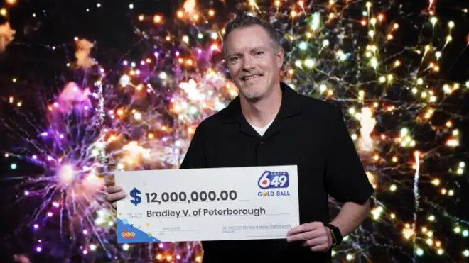 安省 OLG 表示，彼得堡的 Bradley V. 赢得 6 月 6 日开奖的 Lotto 6-49 Gold Ball 1200 万元大奖。