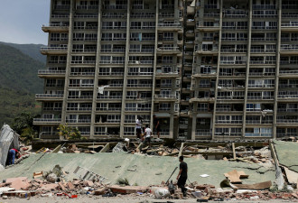 委内瑞拉大地震至少589死 17国救援队前往助搜救