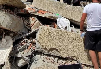 委内瑞拉大地震至少589死 17国救援队前往助搜救