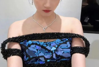关晓彤白玉兰奖美图太惊艳!她曼妙身材太性感撩人