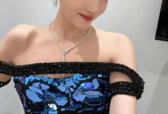 关晓彤白玉兰奖美图太惊艳!她曼妙身材太性感撩人