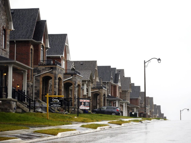 安省 East Gwillimbury 待售住宅