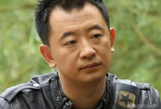 封杀12年，50岁黄海波定居北京，现况被曝