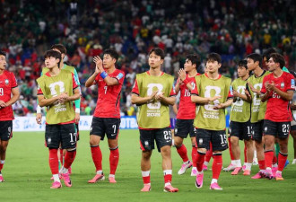 闹大了！韩国男足主帅收到“死亡威胁”