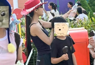 9岁小海绵留狼尾现身港迪！身高到baby下巴