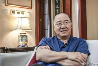 英达晚年孤寂！长子不认，幼子售球杆，亲手断送父子情，令人唏嘘