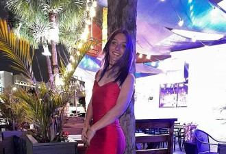 佛州女子游泳时遭鳄鱼袭击，被咬掉双臂后殒命