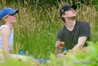 泰勒斯威夫特大婚前夕 前男友乔·阿尔文被拍与新女友甜蜜接吻