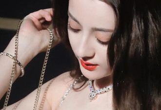 迪丽热巴晒出夏季酷辣性感写真，诠释异域风情自信之美，网友赞