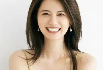 姜珮瑶性感写真风情万种！四大惊艳角色更是美爆了