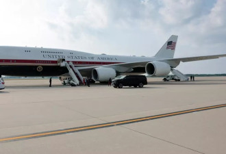 美国新"空军一号"首航，特朗普对新专机感到自豪