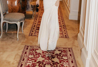 77岁华裔婚纱女王近照震撼全网