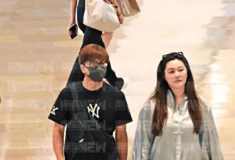 马国明陪妻子全家逛街，汤洛雯身材圆润孕味十足，结婚三年疑有喜