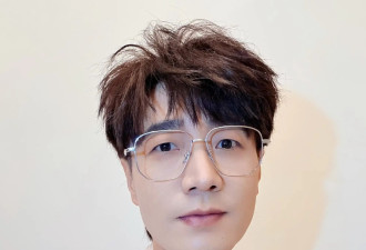 王铮亮发文称想看沃齐尼亚跟梅西互换球衣 直言为佛得角鼓掌