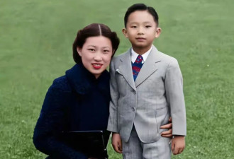 张学良夫人赵四小姐与儿子的一张照片