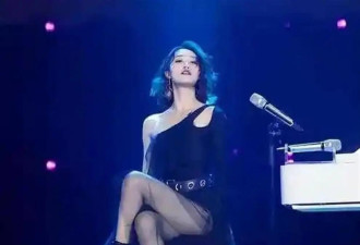 蓝盈莹与42岁张俪同框，才懂瘦削并非美，丰盈有致才显韵味