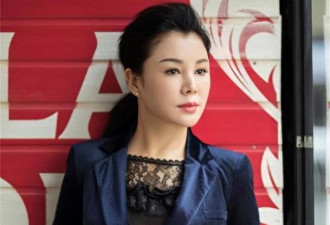 19岁结婚，20岁生子后马上离婚，今成顶级富婆