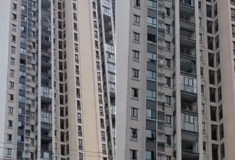 龙卷风侵袭湖北 342人伤亡 一家三口被卷走坠亡