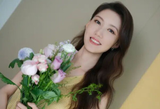 高露女儿庆17岁生日，男友露面190高个一身名牌