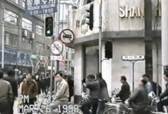 这些中国人，为何对印度充满傲慢与偏见