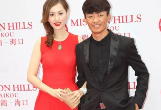 王宝强身边那个“大鸟依人”的冯清，远比你想象中聪明