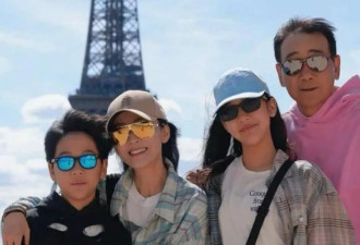 49岁苗圃带女儿北京走秀，12岁女儿身高超170