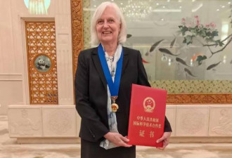 没想到！中国光刻胶的“大佬”是位美国老太太