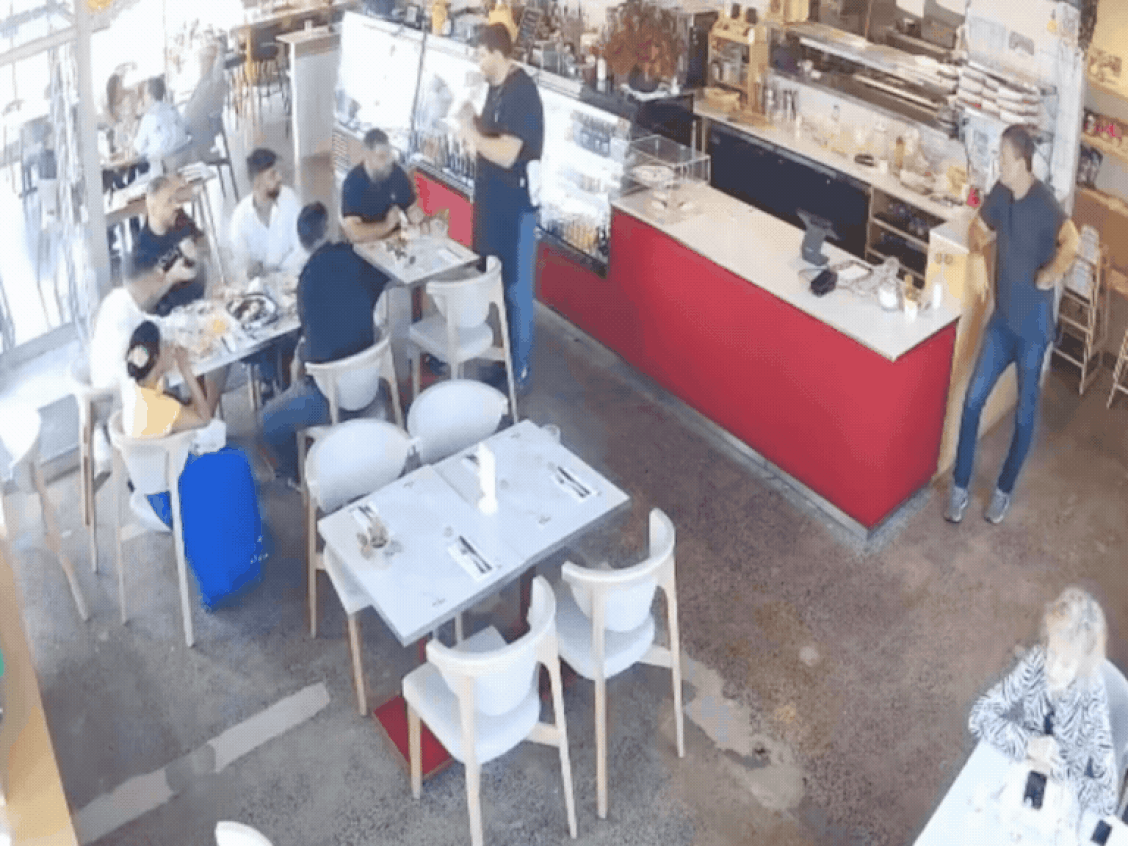 加拿大餐馆老板遭6人团伙精心策划"霸王餐", 损失近$500!