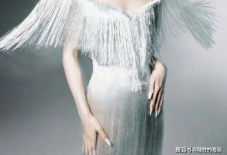 周冬雨嘉人羽翼大片封神！指尖羽毛美甲太绝，温柔又高级
