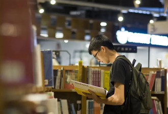 被困在教培的清北毕业生:年薪百万神话已经过去了
